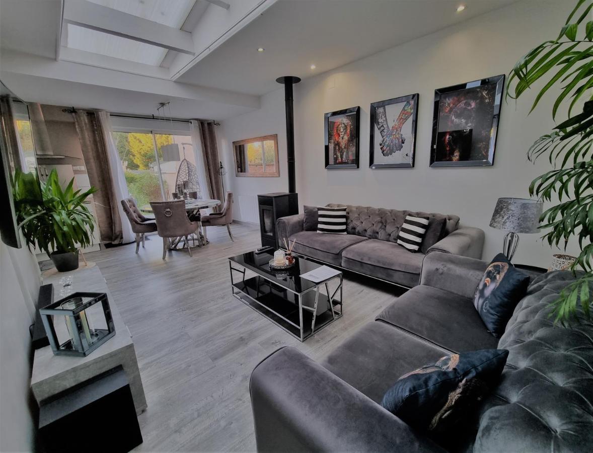 Oasis Citadine Terrasse Intime Jardin Privatif En Plein Centre Ville 70M2 Cambrai Zewnętrze zdjęcie