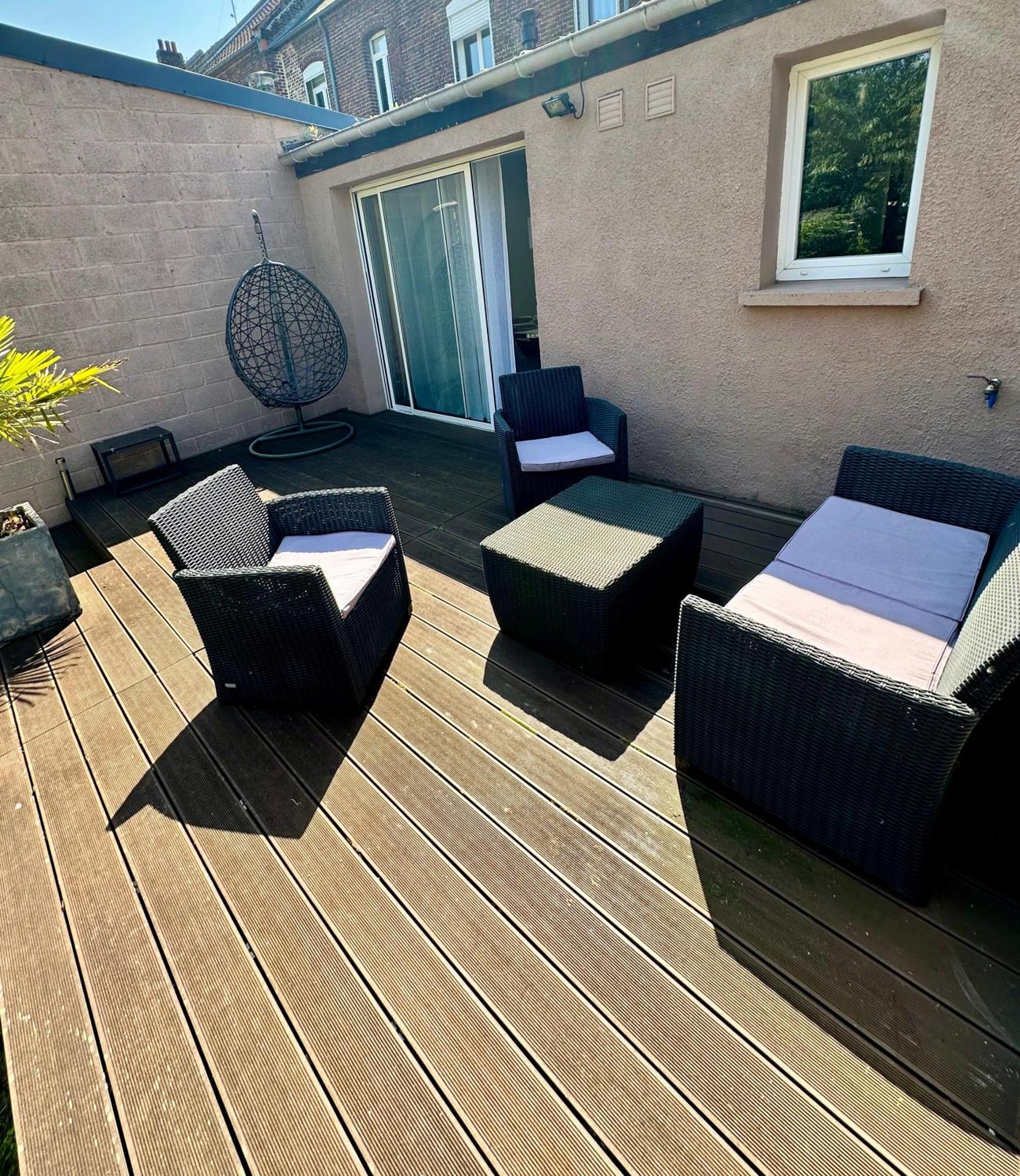 Oasis Citadine Terrasse Intime Jardin Privatif En Plein Centre Ville 70M2 Cambrai Zewnętrze zdjęcie